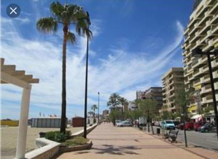 Central And Beach 3 Bedroom Apartment Perfect Location Near Pyr Fuengirola Rum bild